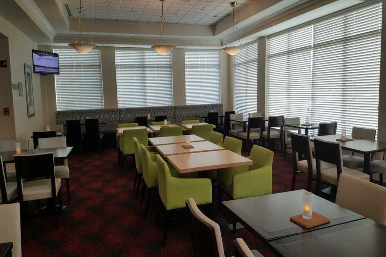 科隆尼尔海次 里士满南/南方公园希尔顿花园旅馆酒店 外观 照片